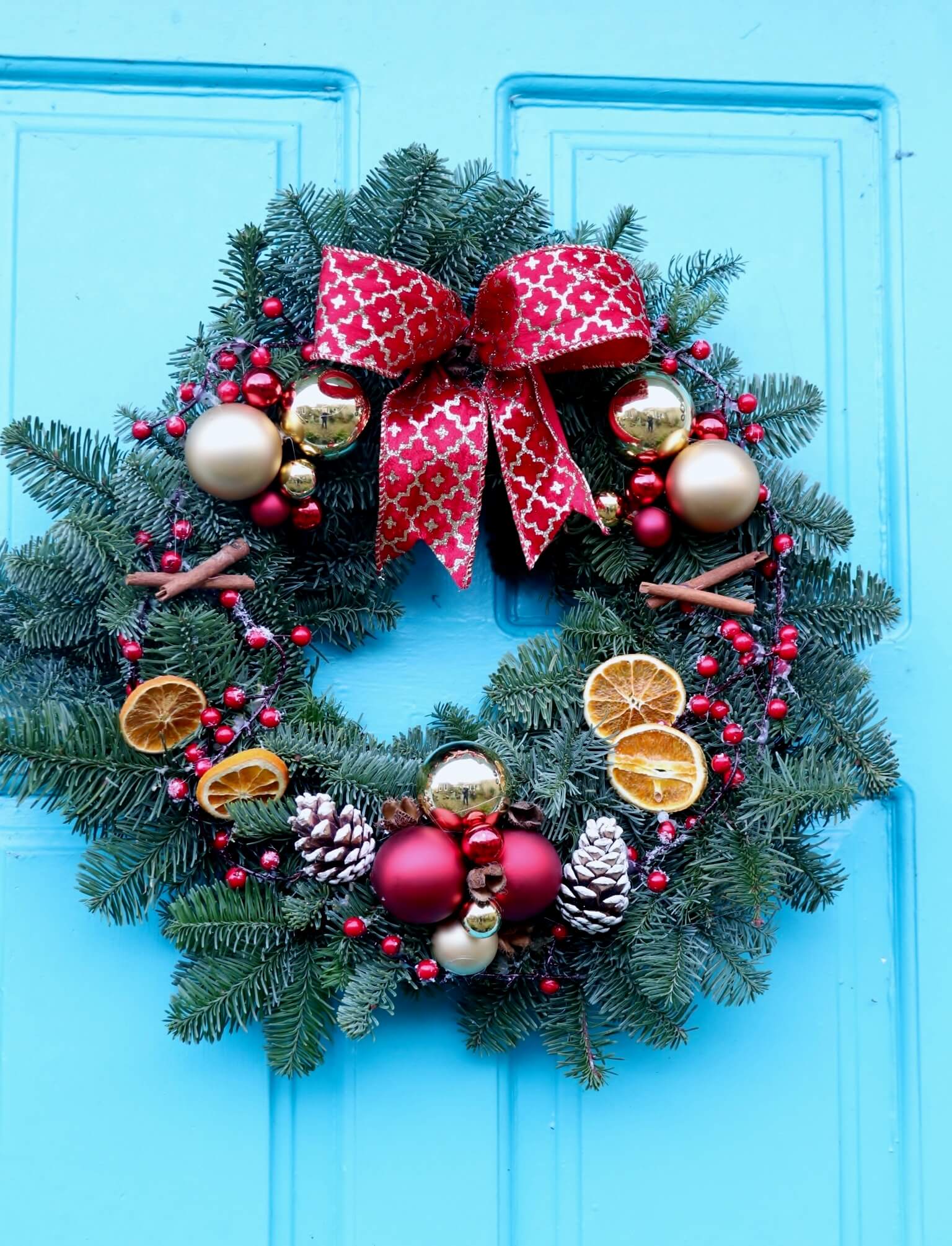 How To Make Your Own Christmas Door Wreath - Step By Step Tutorial